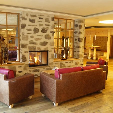 Dolomites Living Hotel Tirler ألب دي سوزي المظهر الخارجي الصورة