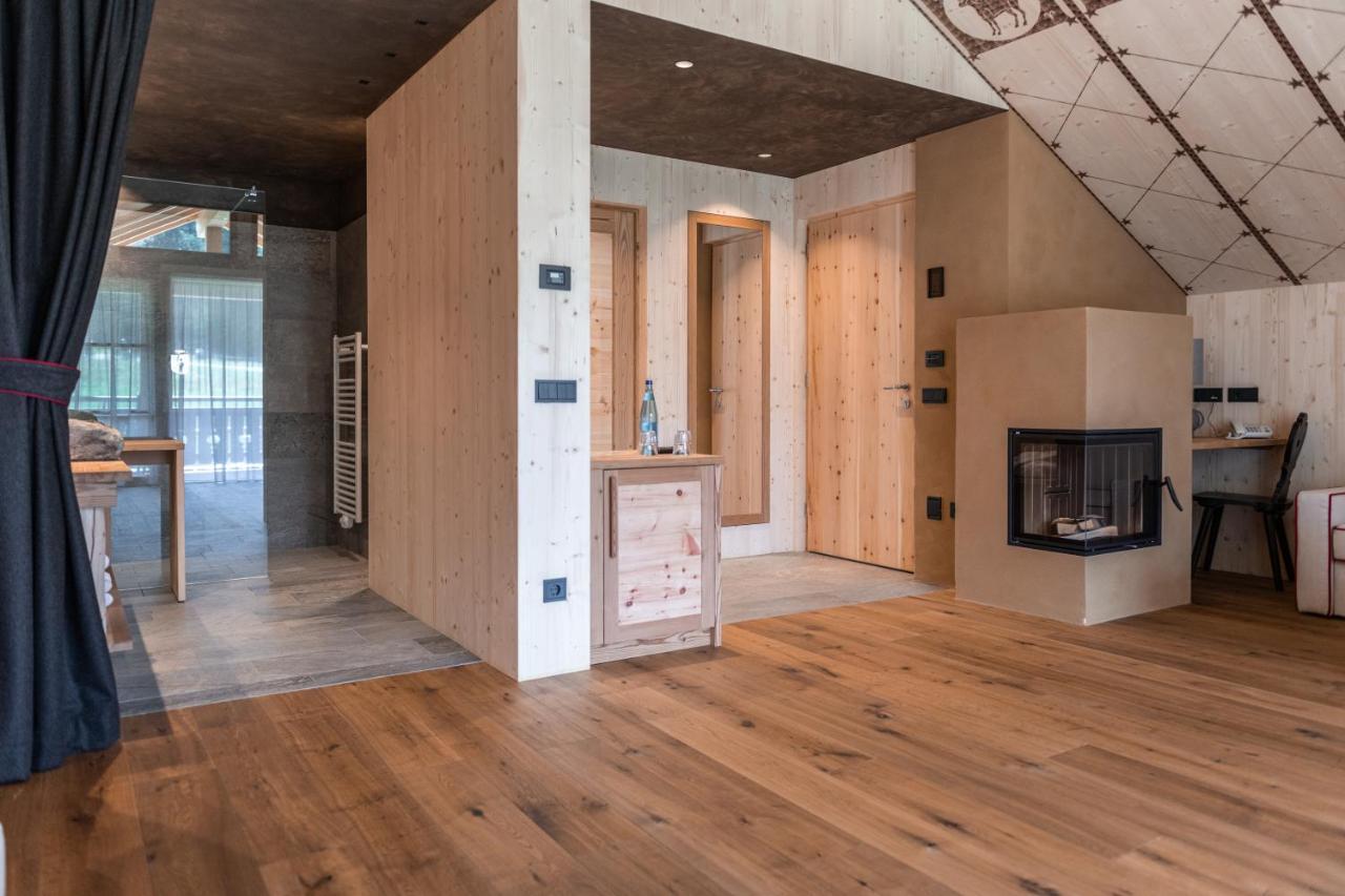 Dolomites Living Hotel Tirler ألب دي سوزي المظهر الخارجي الصورة
