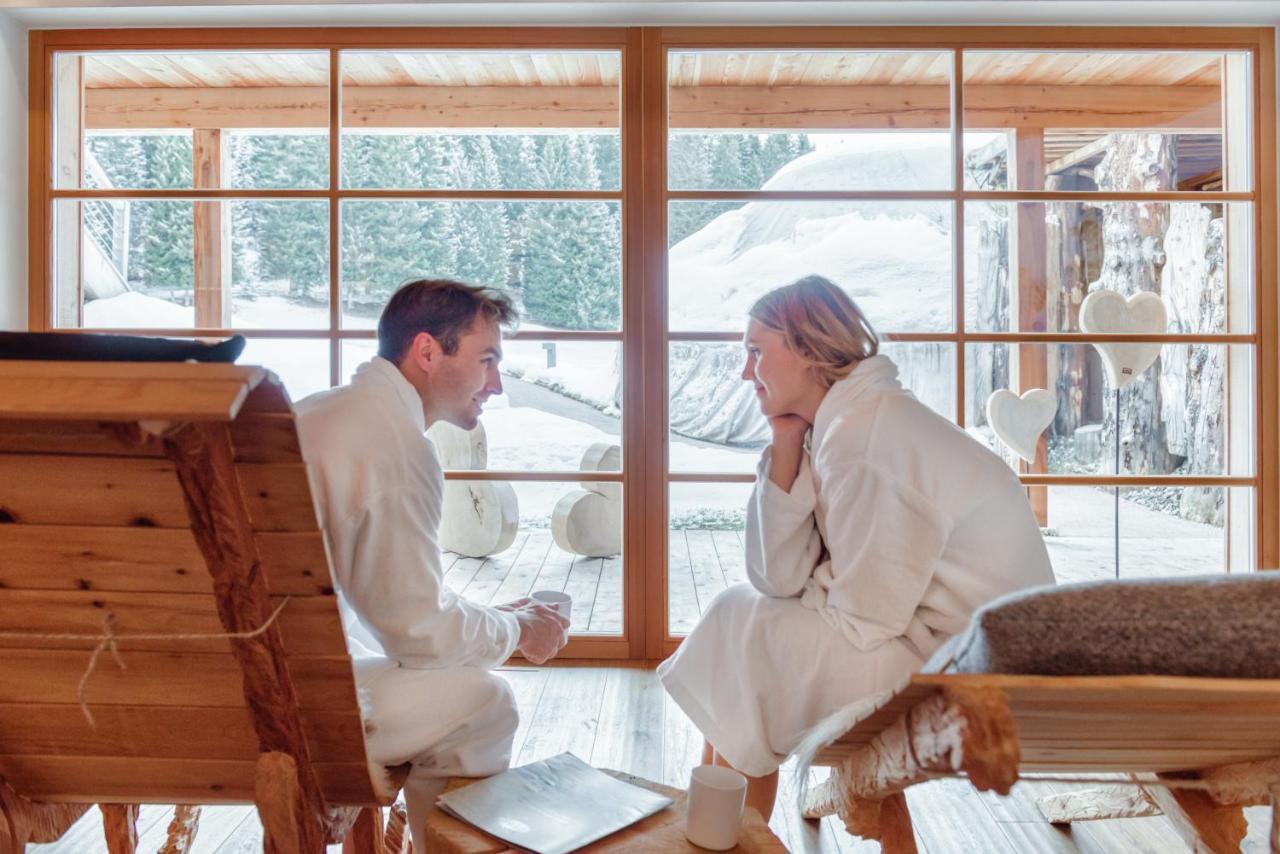 Dolomites Living Hotel Tirler ألب دي سوزي المظهر الخارجي الصورة