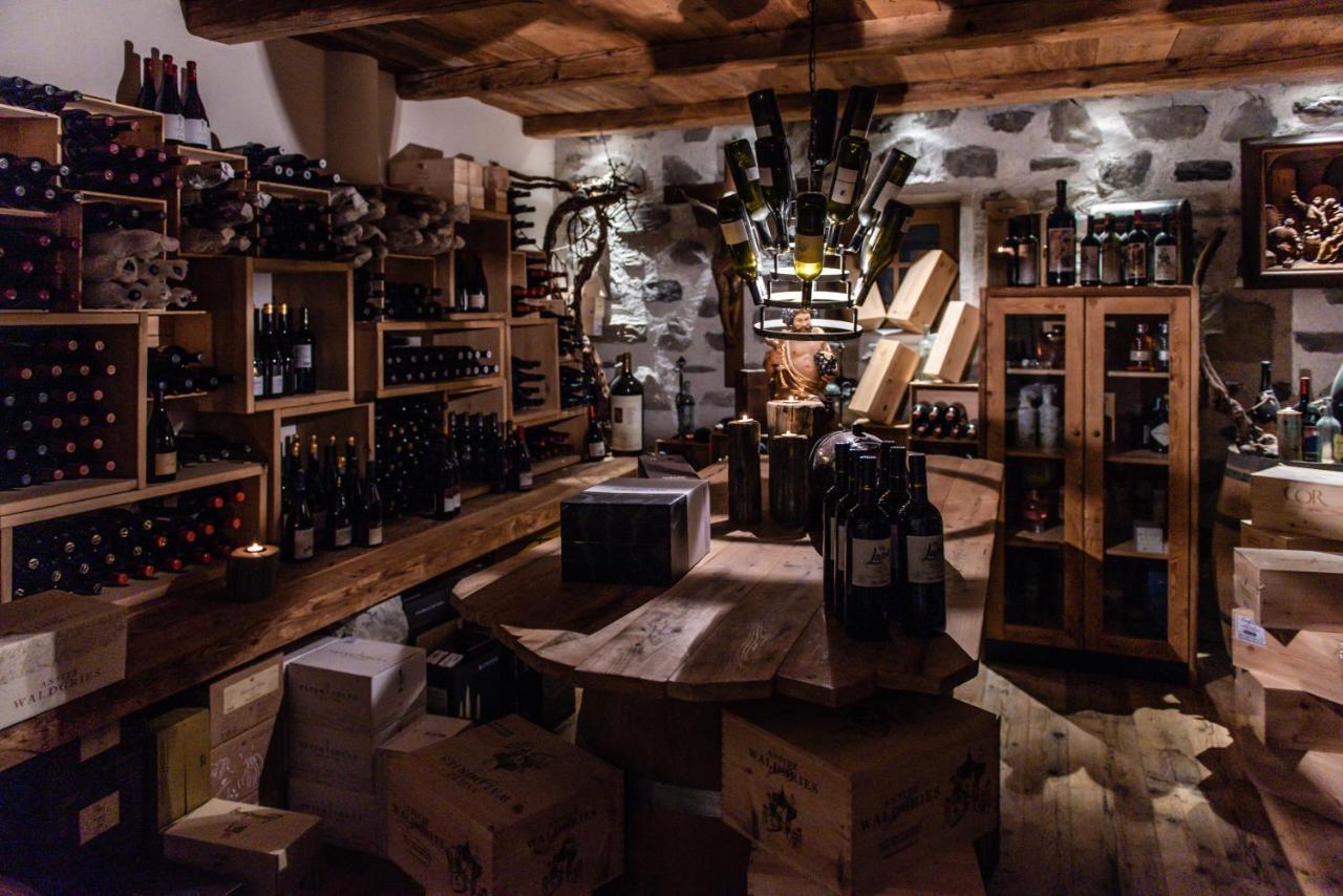 Dolomites Living Hotel Tirler ألب دي سوزي المظهر الخارجي الصورة