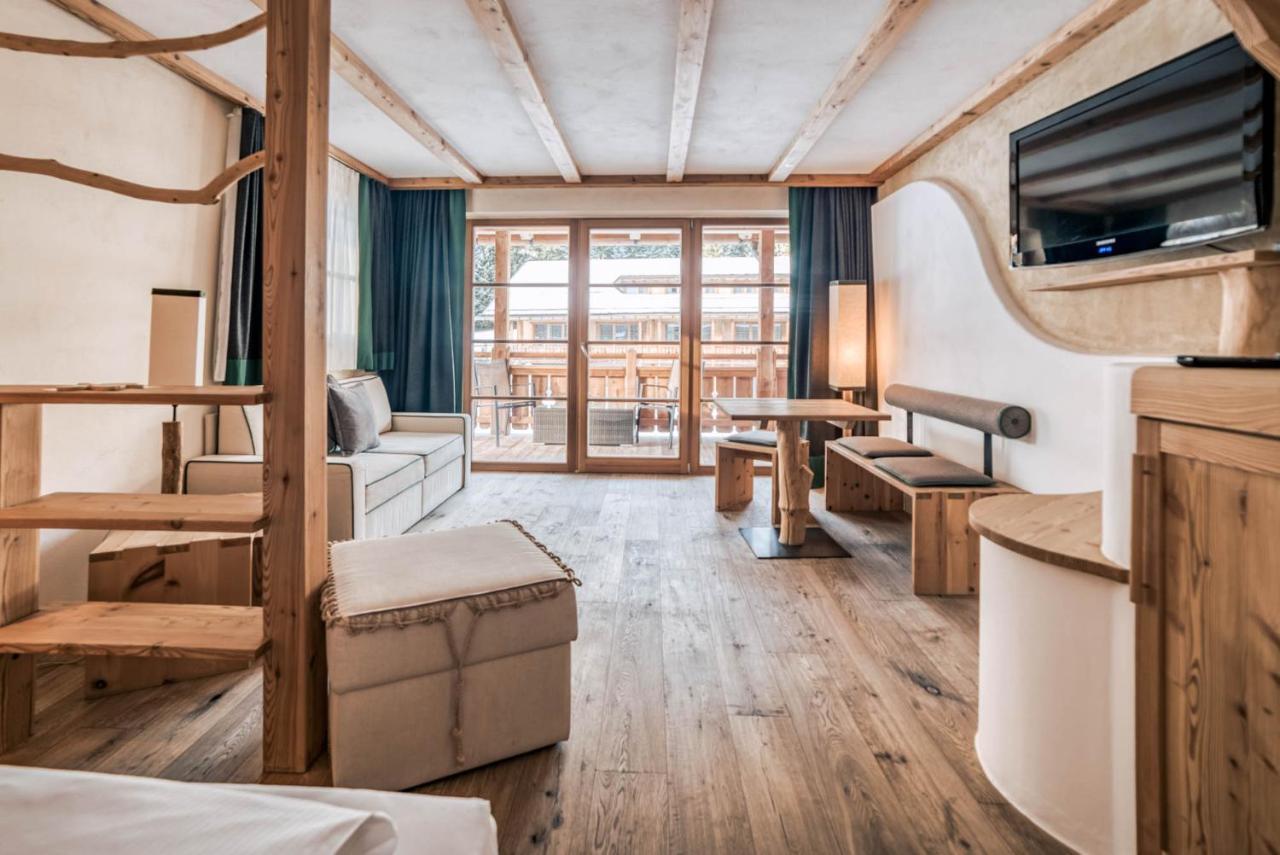 Dolomites Living Hotel Tirler ألب دي سوزي المظهر الخارجي الصورة
