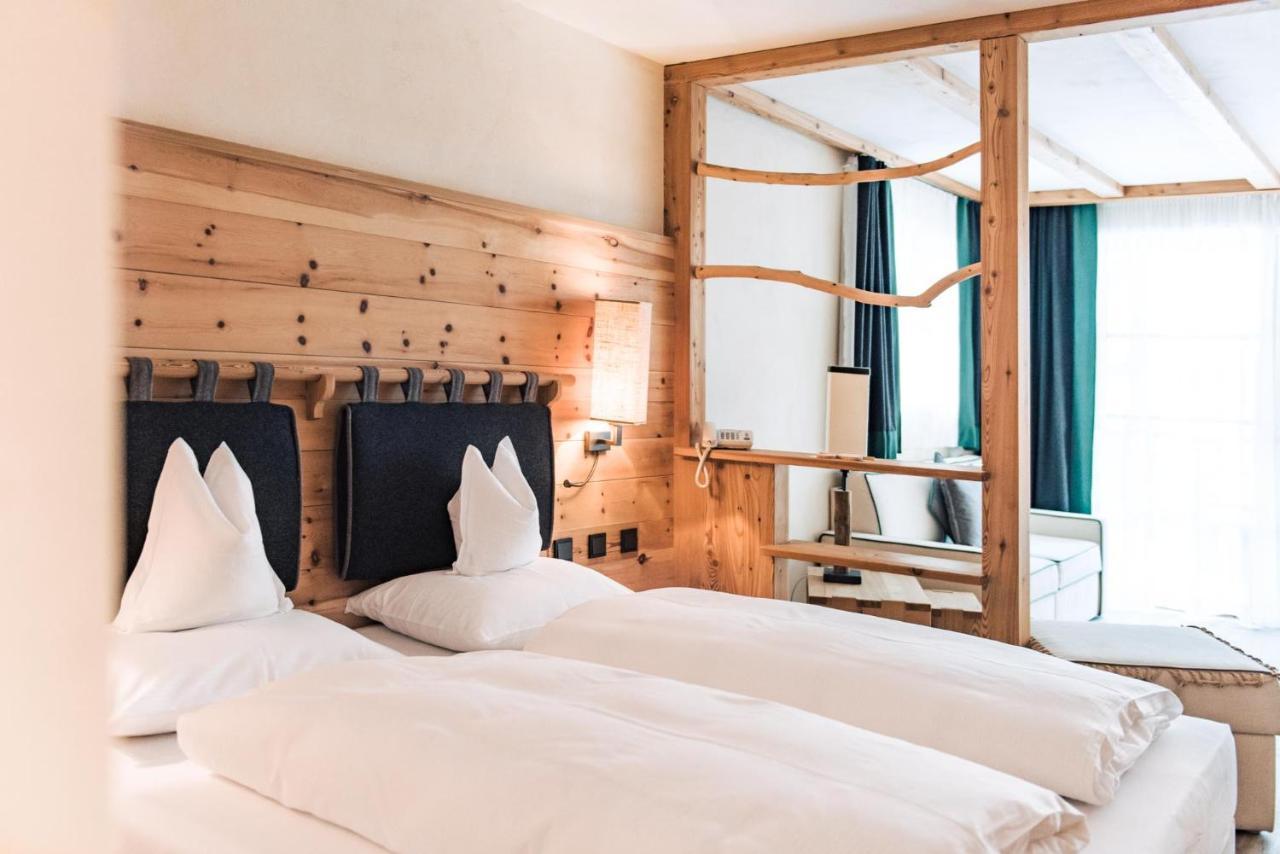 Dolomites Living Hotel Tirler ألب دي سوزي المظهر الخارجي الصورة
